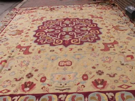 A Great Guide to Keeping your Oriental Rugs Clean